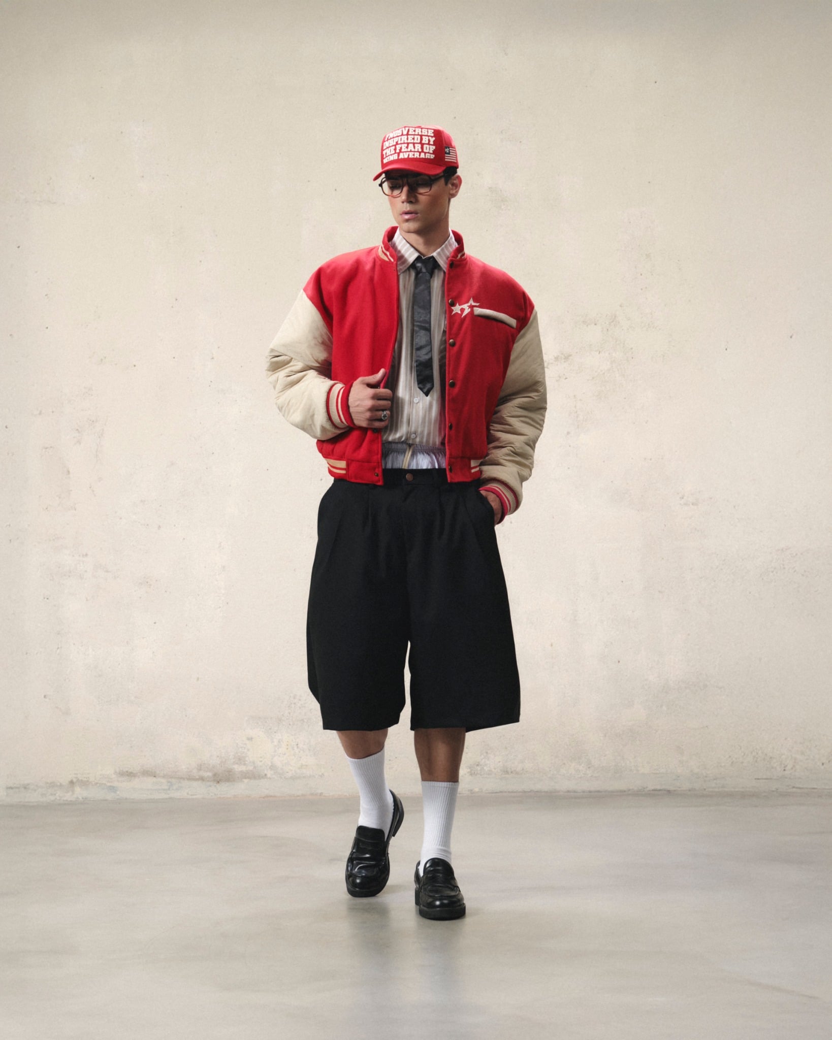 HW5 - "US AVERAGE" TRUCKER HAT - RED