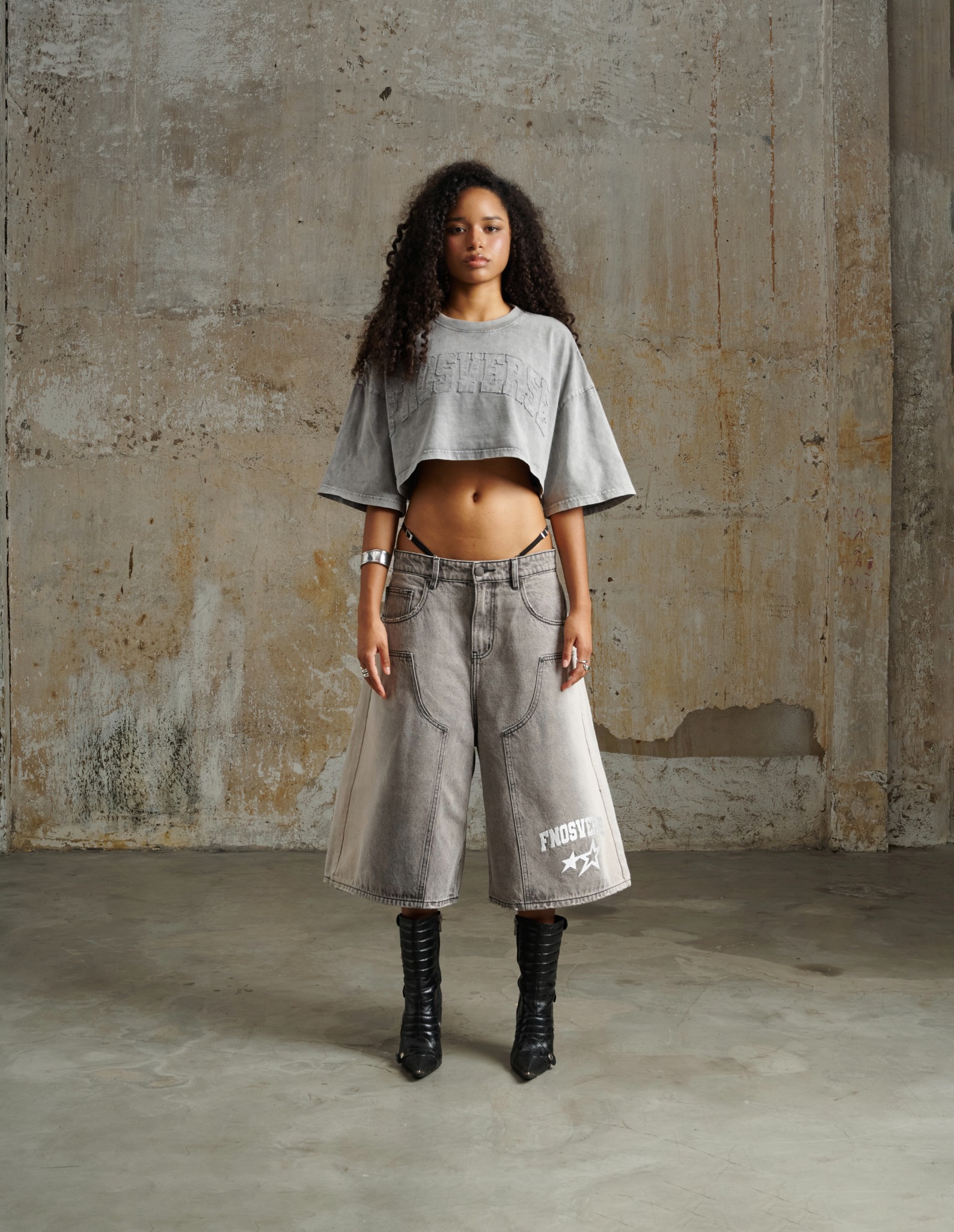 BSJ4 - "FNOSVERSE" BAGGY JORTS WASH - BLACK