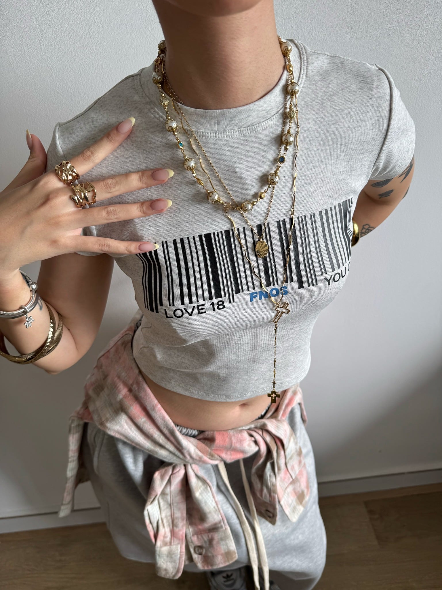 TBT6 - "FNOS" BARCODE CROPTOP - LIGHT GREY
