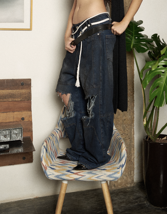 ERG14 - 'SI BON' DISTRESSED CARGO JEANS - DARK BLUE