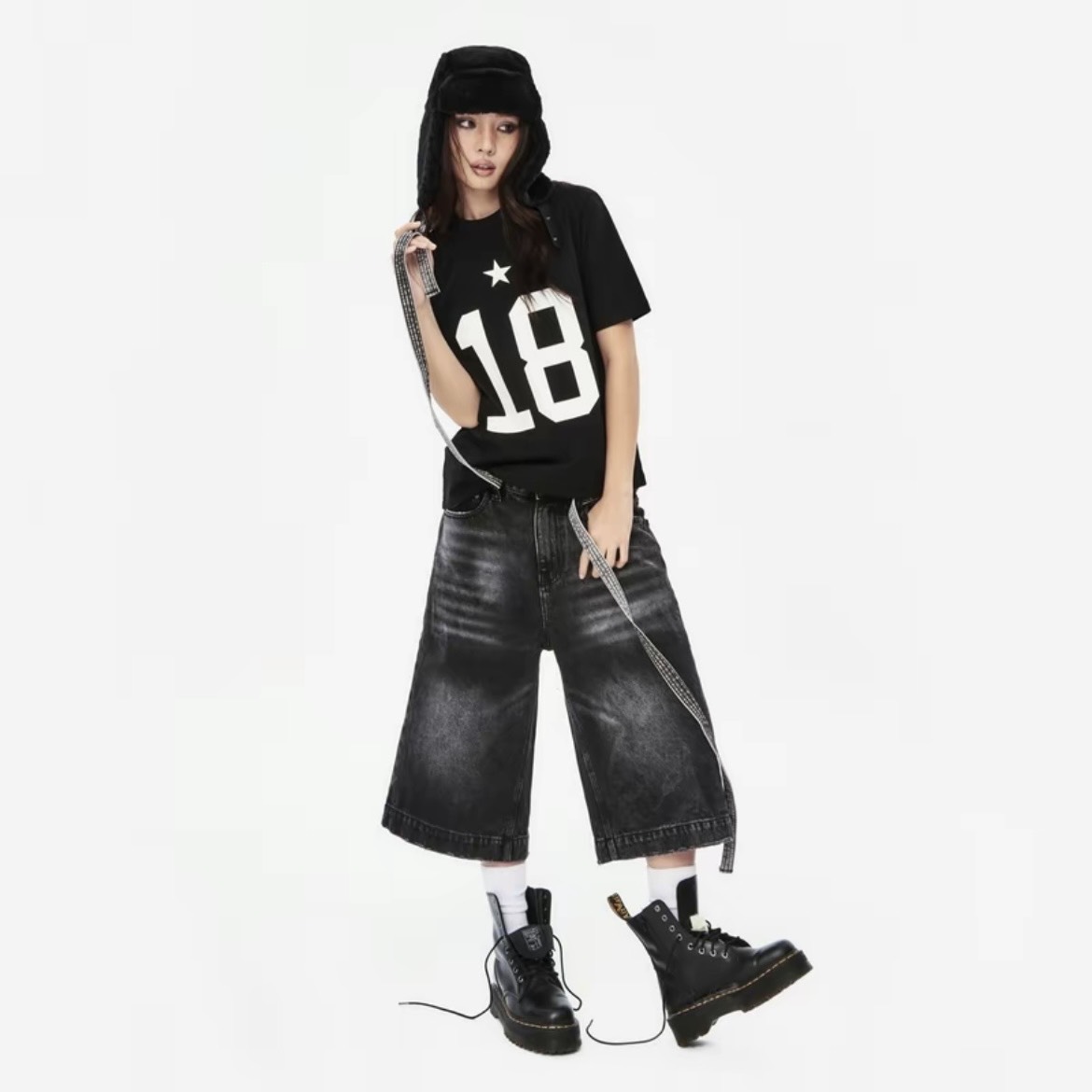 DS1 - SIGNATURE DRAWSTRING - BLACK