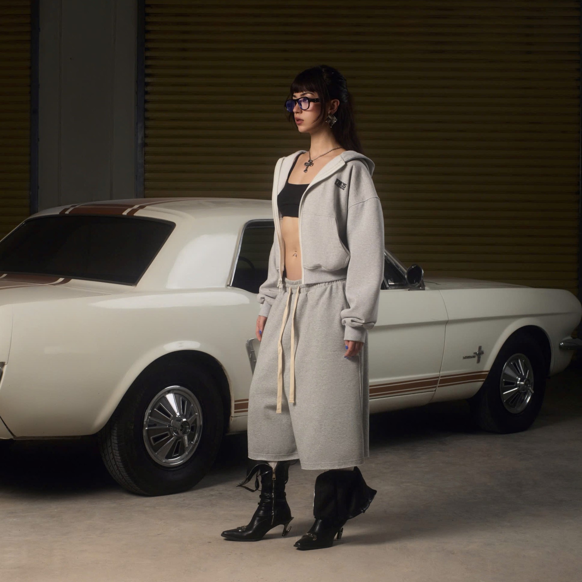 SJB1 - "EXTRAORDINARY" SWEAT JORTS - GREY